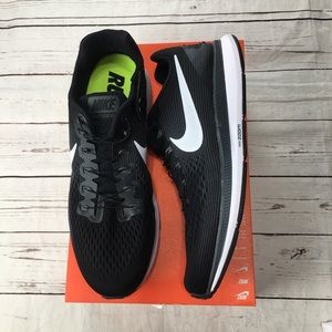 Nike air zoom Pegasus 34 flyease size 12 black NEW